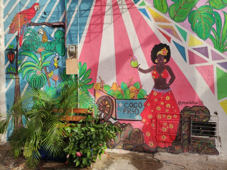 Cartagena de Indias: città coloniale e isole da sogno